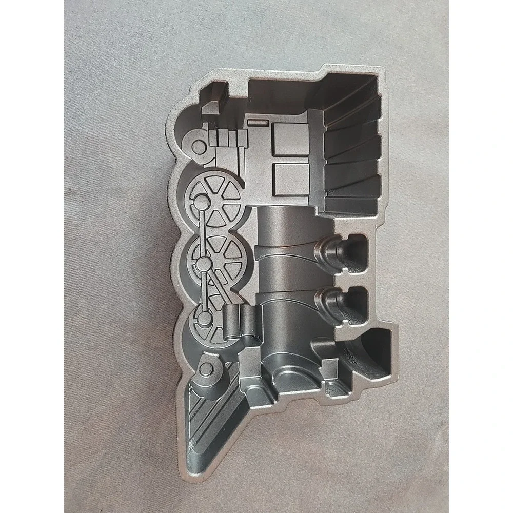 Nordic Ware Locomotive Train Engine Cake Pan 9 Cup Cast Aluminum Vintage 3D Mold